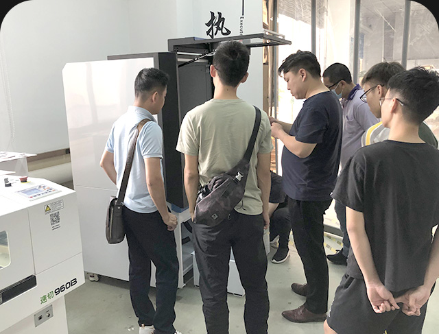 质量好的丝杠对玉石雕刻机影响大吗？_享刻精雕